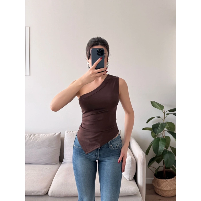 Tek Omuz Asimetrik Bluz - KAHVE