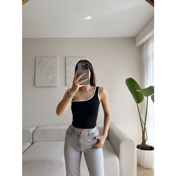 Tek Omuz Biyeli Crop - SİYAH
