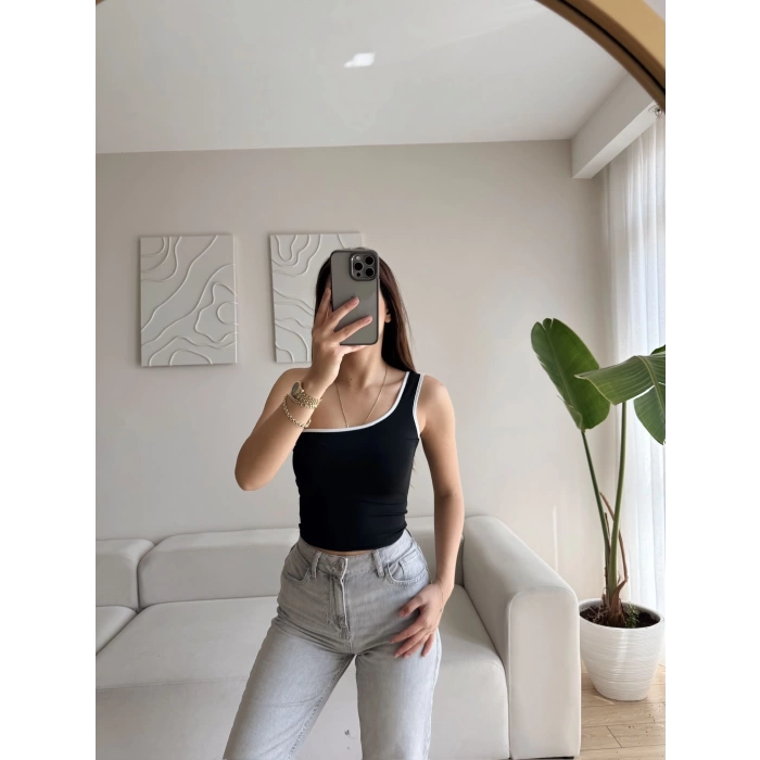 Tek Omuz Biyeli Crop - SİYAH