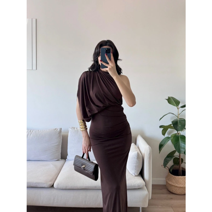 Tek Omuz Drapeli Elbise - KAHVE