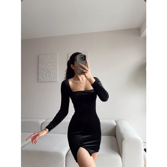 Kare Yaka Kadife Elbise - SİYAH