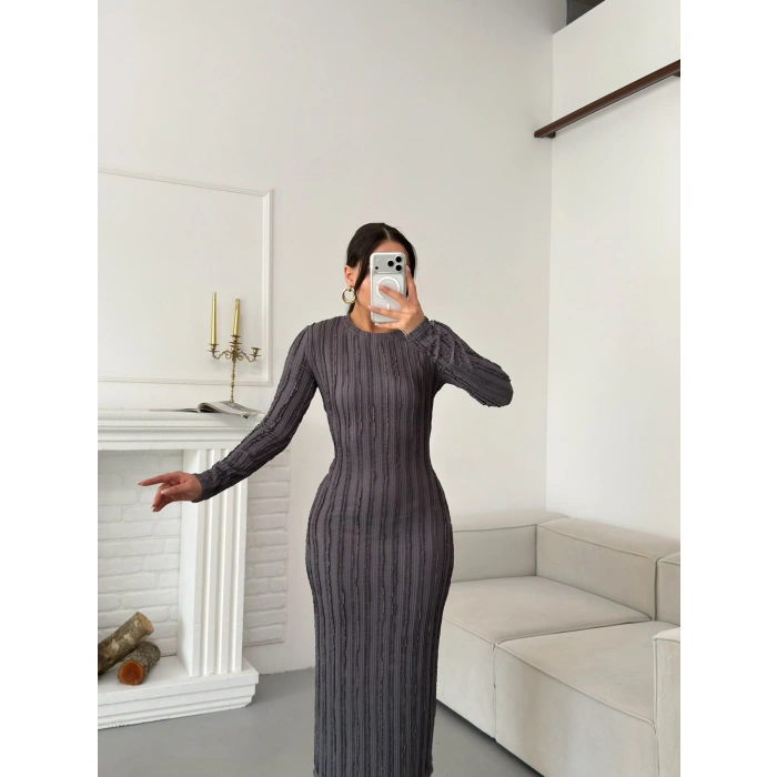 Ters Dikiş Yırtmaçlı Elbise - GRİ