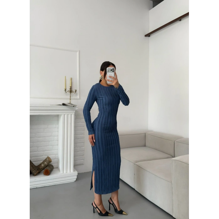 Ters Dikiş Yırtmaçlı Elbise - MAVİ