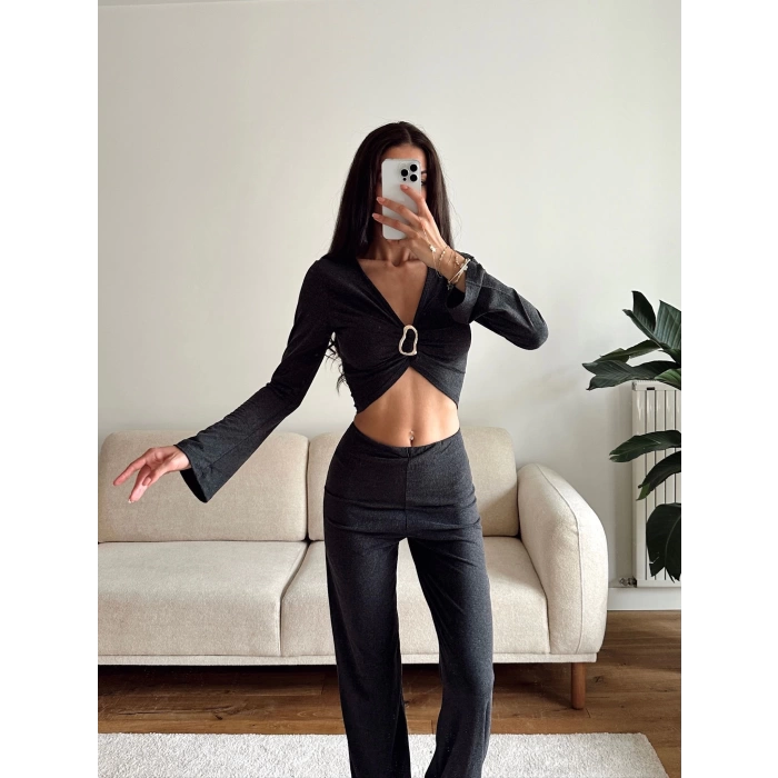 Tokalı Kruvaze Crop & Pantolon Takım - SİYAH