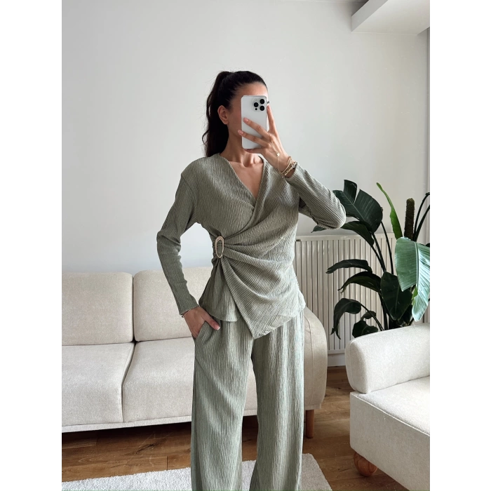 Tokalı Kruvaze Pantolon Takım - YEŞİL