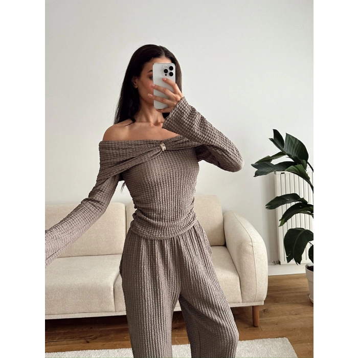 Tokalı Madonna Crop & Pantolon Takım - VİZON