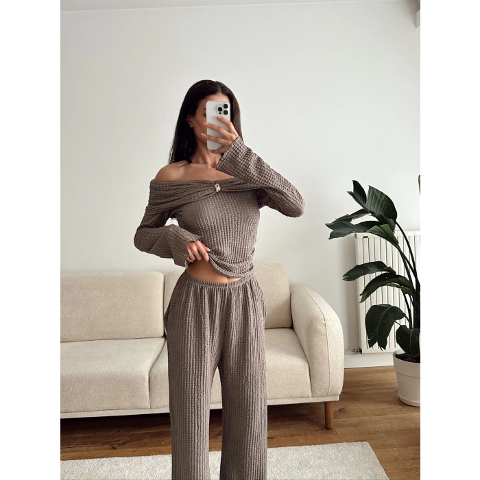 Tokalı Madonna Crop & Pantolon Takım - VİZON