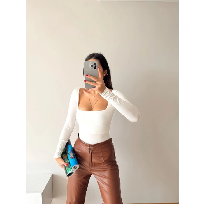 U Yaka Bodysuit-BEYAZ