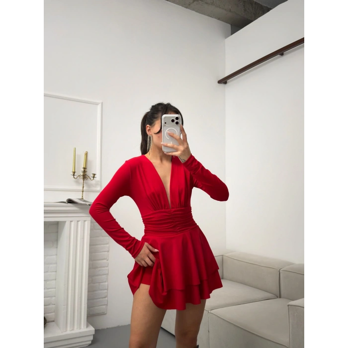 V Dekolte Şortlu Elbise - KIRMIZI