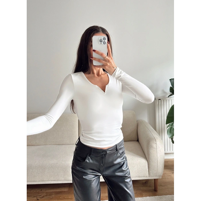 V Detay Sandy Bluz - BEYAZ