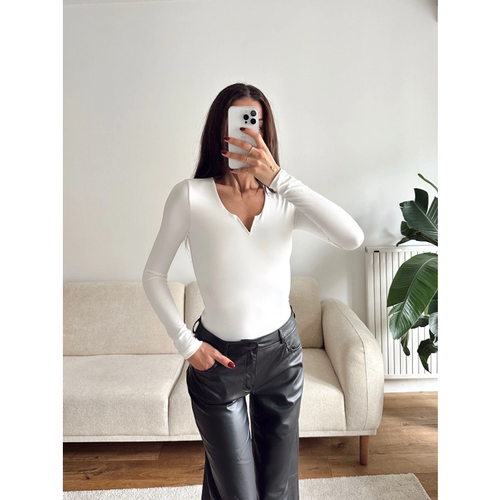 V Detay Sandy Bluz - BEYAZ