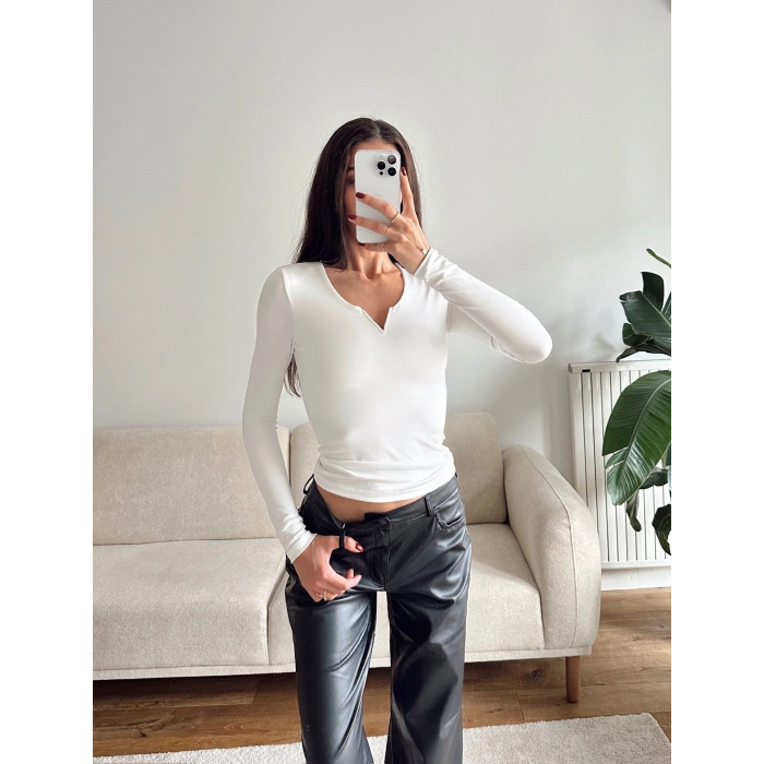 V Detay Sandy Bluz - BEYAZ