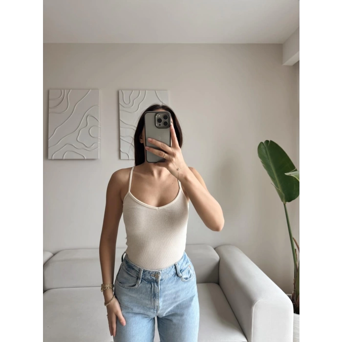 V Yaka Askılı Crop - BEJ