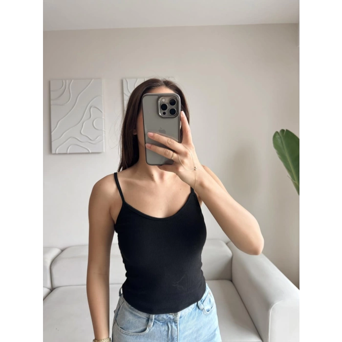 V Yaka Askılı Crop - SİYAH