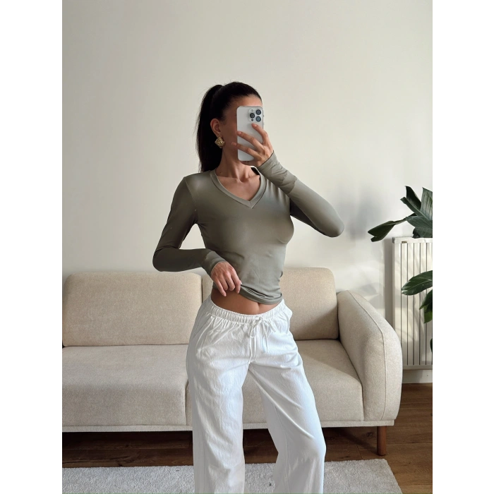 V Yaka Belize Kumaş Crop - YEŞİL