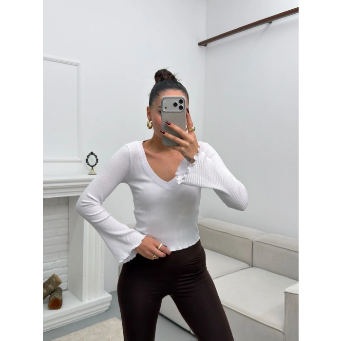 V Yaka Kol İspanyol Crop - BEYAZ