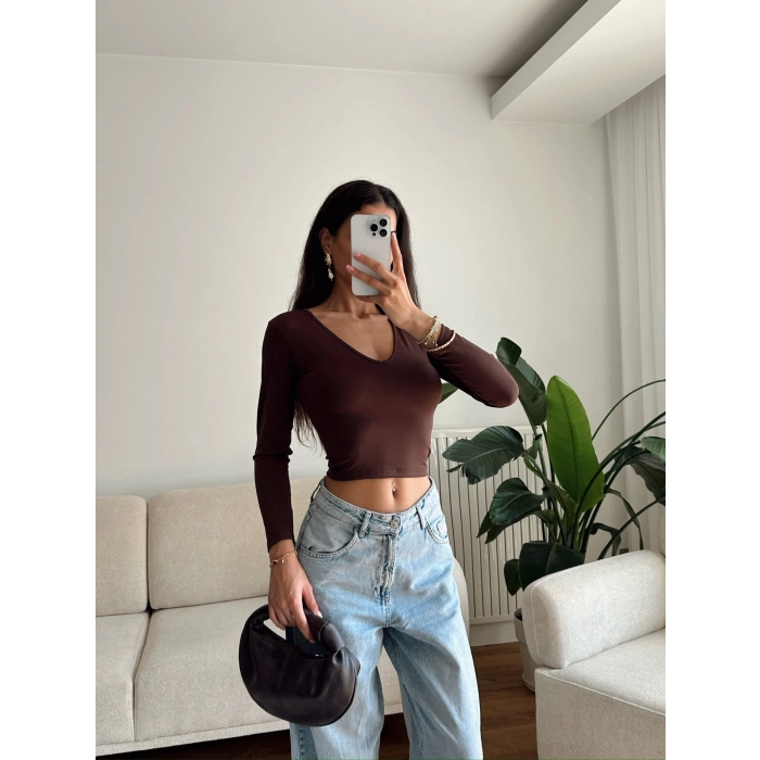 V Yaka Uzun Kol Crop - KAHVE