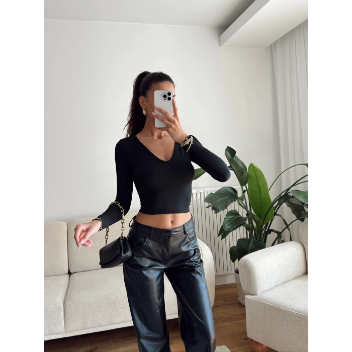 V Yaka Uzun Kol Crop - SİYAH