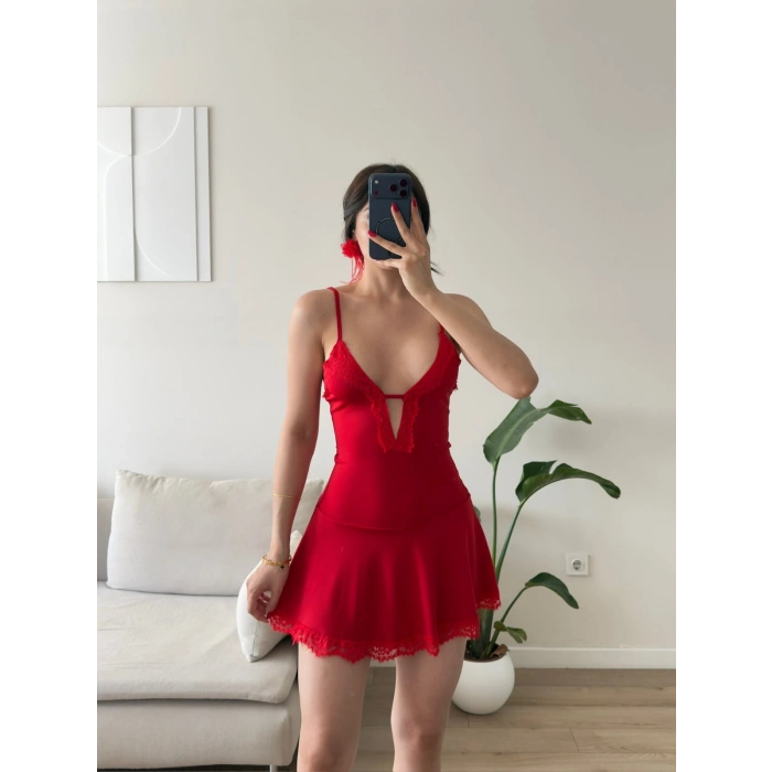 Valentina Dantel Detaylı Mini Elbise - KIRMIZI