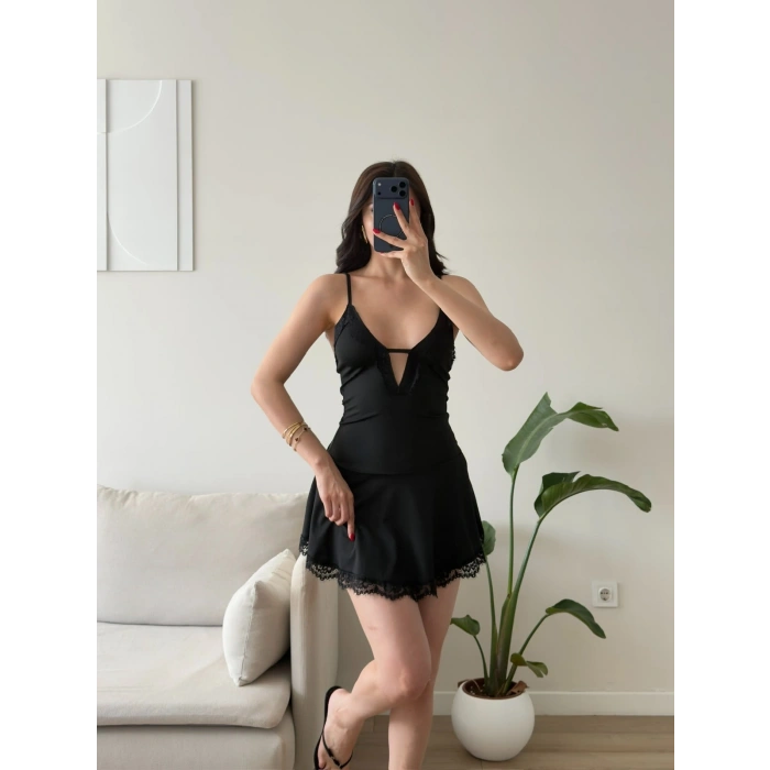 Valentina Dantel Detaylı Mini Elbise - SİYAH