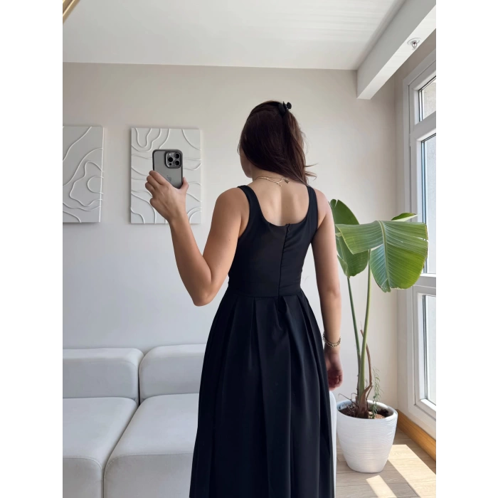Valeria Kare Yaka Midi Elbise - SİYAH