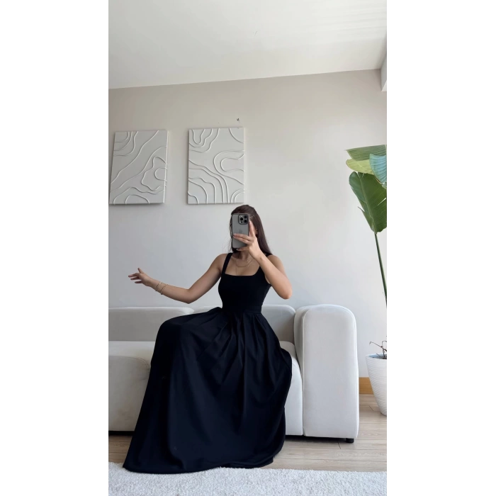 Valeria Kare Yaka Midi Elbise - SİYAH