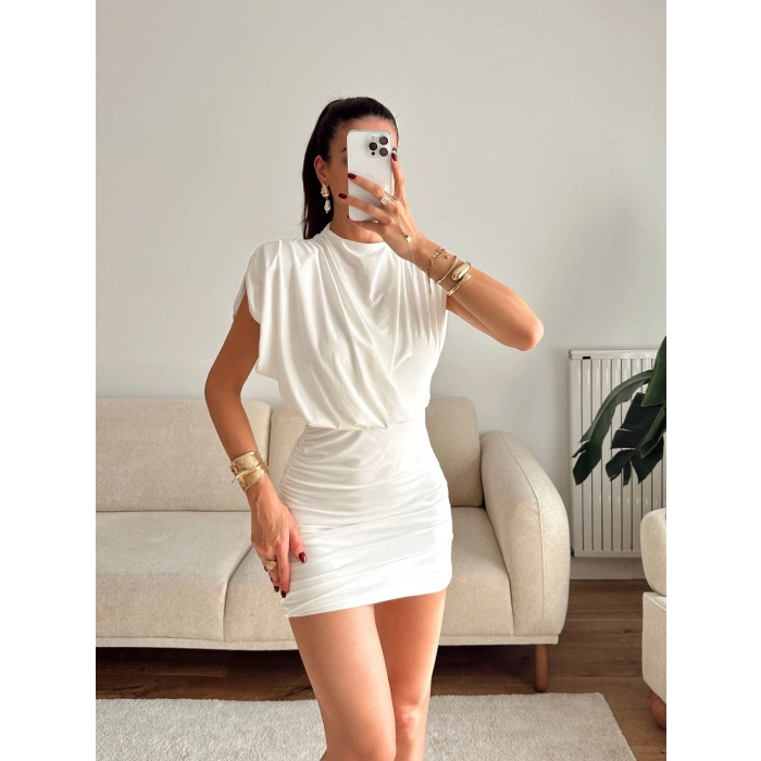 Vatkalı Drapeli Elbise - BEYAZ