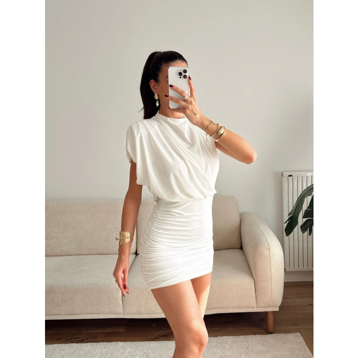 Vatkalı Drapeli Elbise - BEYAZ