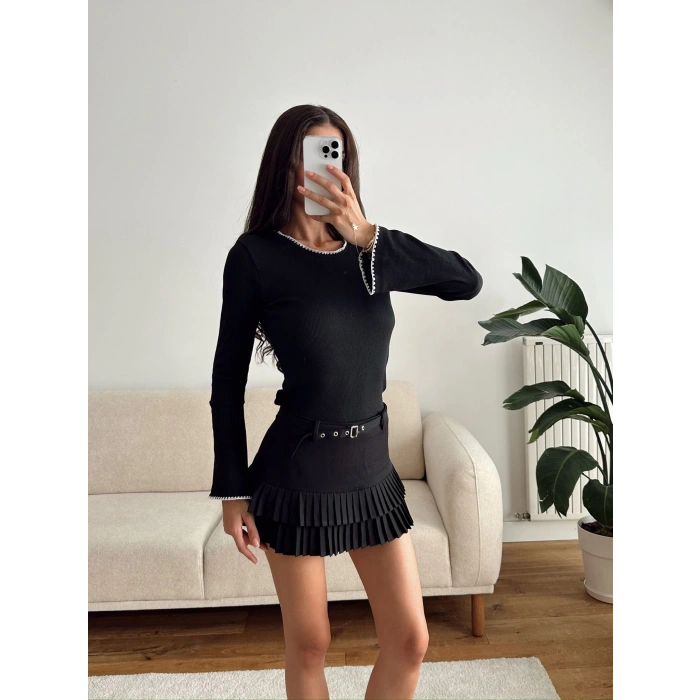 Volan Kol Kontrast Bluz - SİYAH