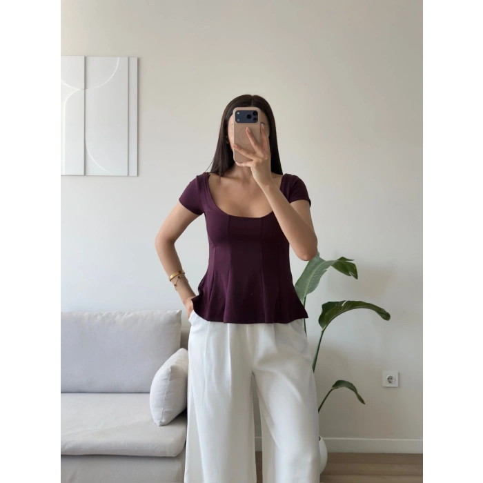 Volanlı Oval Yaka Bluz - MÜRDÜM