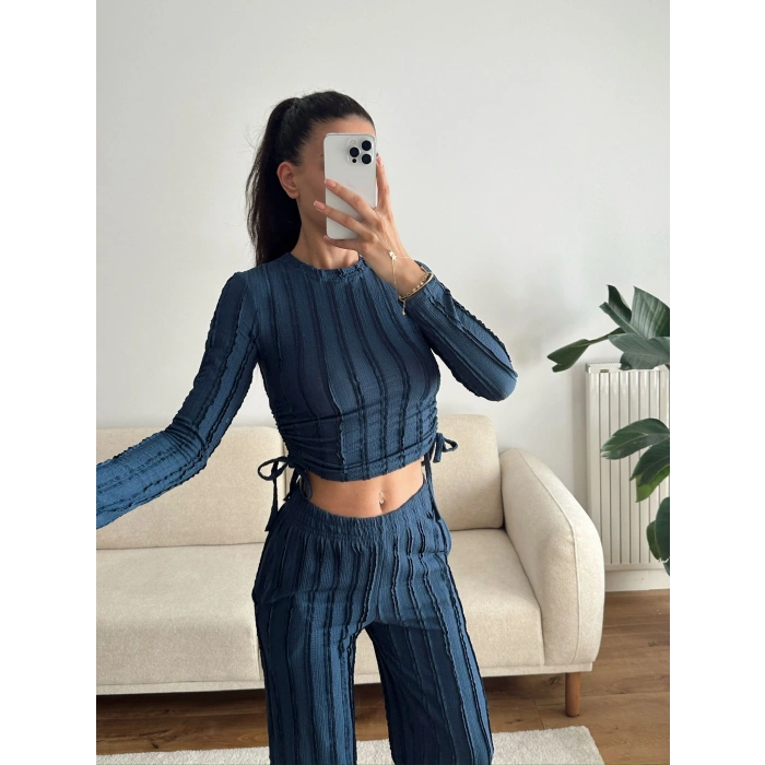 Yan Büzgü Crop & Pantolon Takım - LACİVERT