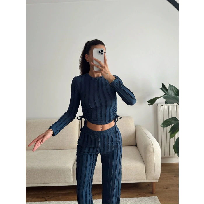 Yan Büzgü Crop & Pantolon Takım - LACİVERT