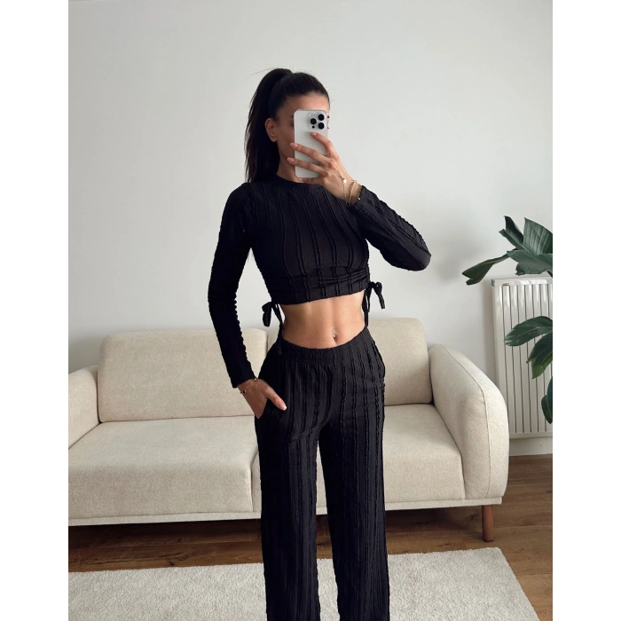 Yan Büzgü Crop & Pantolon Takım - SİYAH