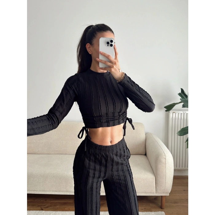 Yan Büzgü Crop & Pantolon Takım - SİYAH
