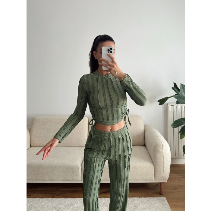 Yan Büzgü Crop & Pantolon Takım - YEŞİL