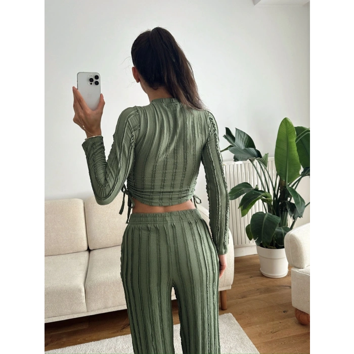 Yan Büzgü Crop & Pantolon Takım - YEŞİL