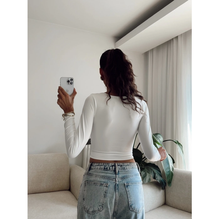 Yan Büzgü Kare Yaka Crop - BEYAZ