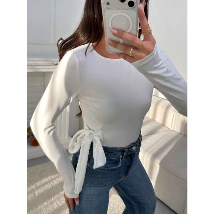 Yan Kuşak Detay Bluz - BEYAZ
