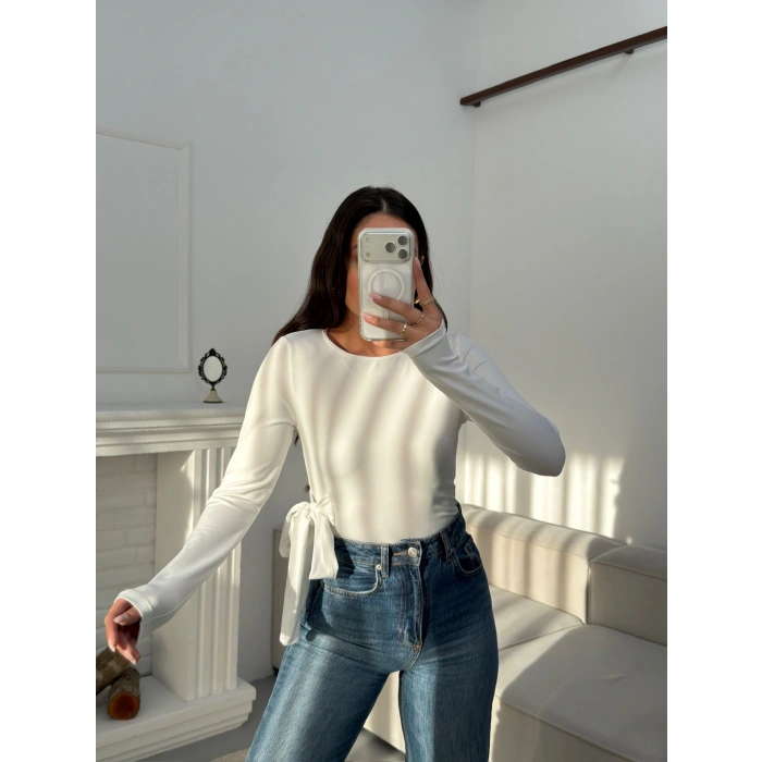 Yan Kuşak Detay Bluz - BEYAZ