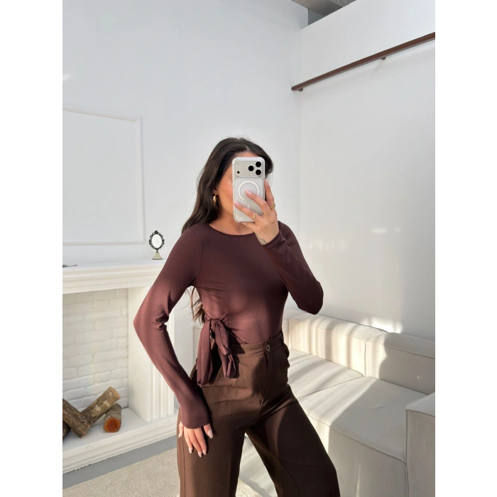 Yan Kuşak Detay Bluz - KAHVE