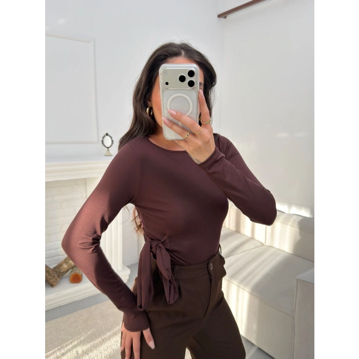 Yan Kuşak Detay Bluz - KAHVE