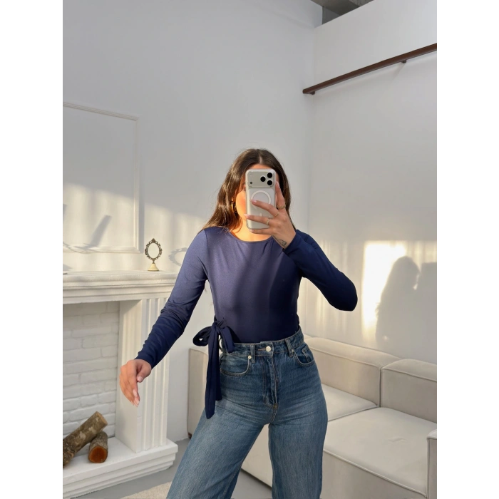 Yan Kuşak Detay Bluz - LACİVERT