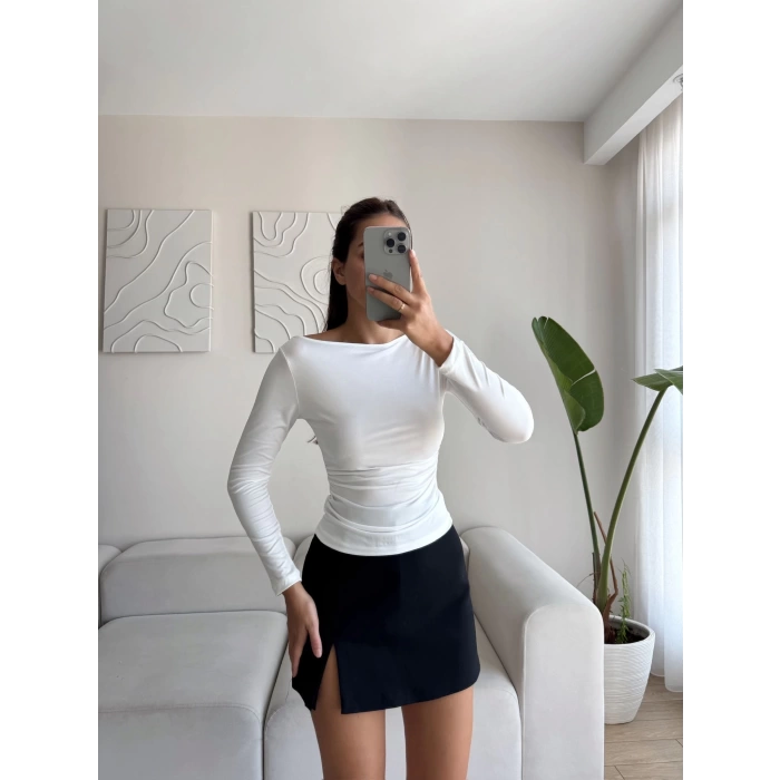 Yan Lastik Kayık Yaka Crop - BEYAZ