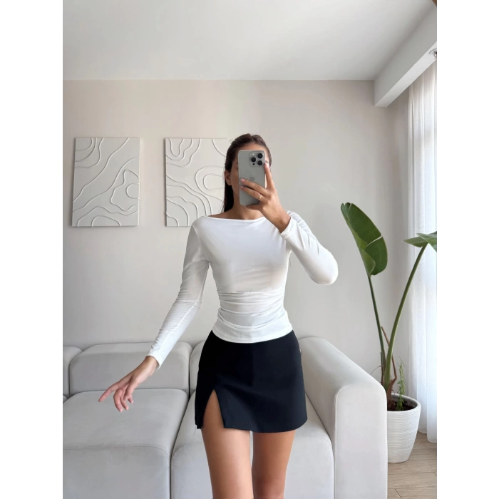 Yan Lastik Kayık Yaka Crop - BEYAZ