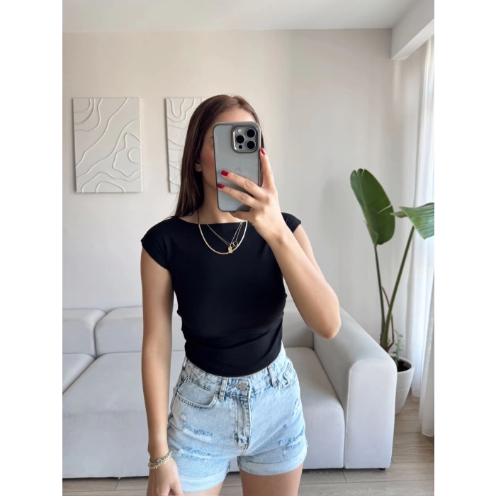Yan Lastik Kayık Yaka Crop - SİYAH