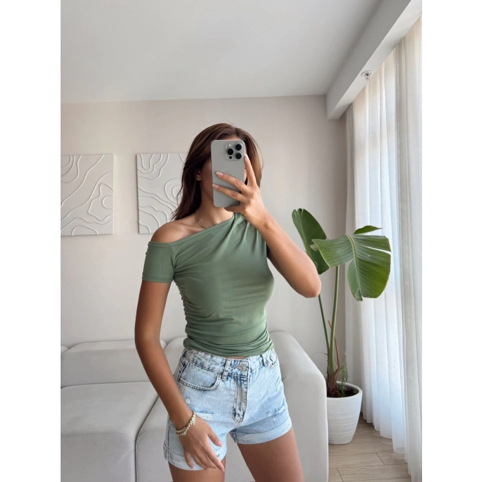 Yan Lastik Kayık Yaka Crop - YEŞİL