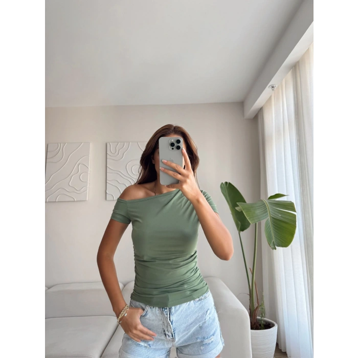 Yan Lastik Kayık Yaka Crop - YEŞİL