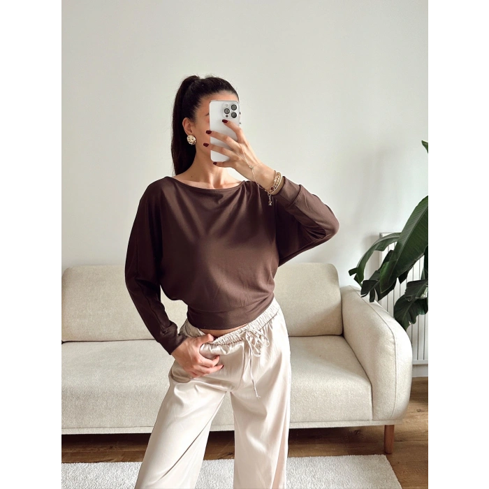 Yarasa Kayık Yaka Bluz - KAHVE