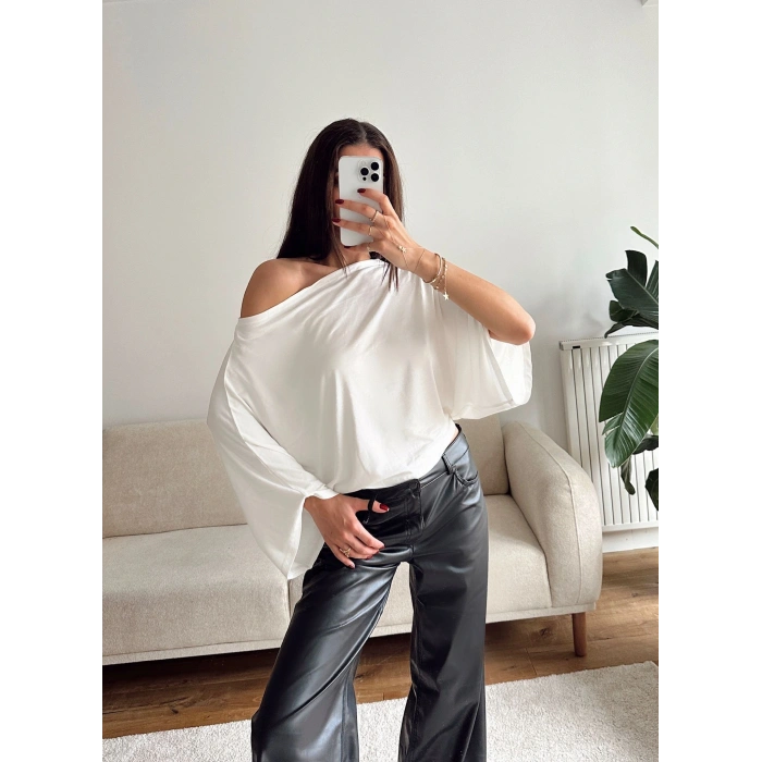Yarasa Oversize Bluz - BEYAZ