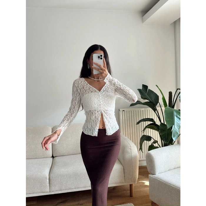 Yırtmaç Detay Dantel Crop - BEYAZ